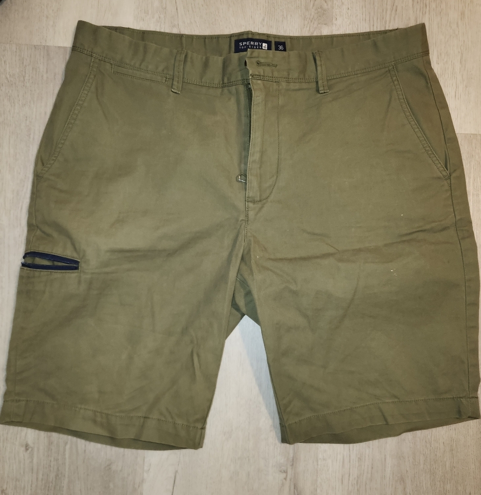 Sperry Top Sider Men's Olive Green Green Four Pocket Shorts; Size: 36